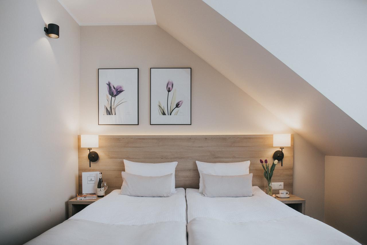 Tulipanowy Gosciniec Bed & Breakfast Jantar Exterior photo